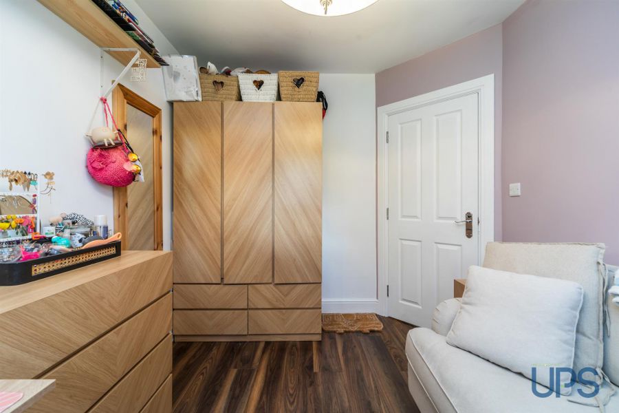 28 Sir Richard Wallace Road