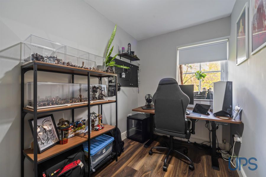 28 Sir Richard Wallace Road