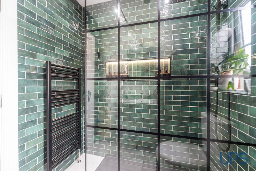 28 Sir Richard Wallace Road