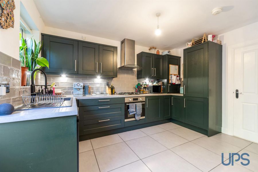 28 Sir Richard Wallace Road