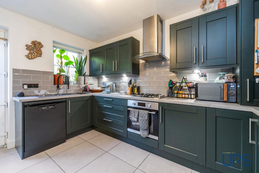 28 Sir Richard Wallace Road