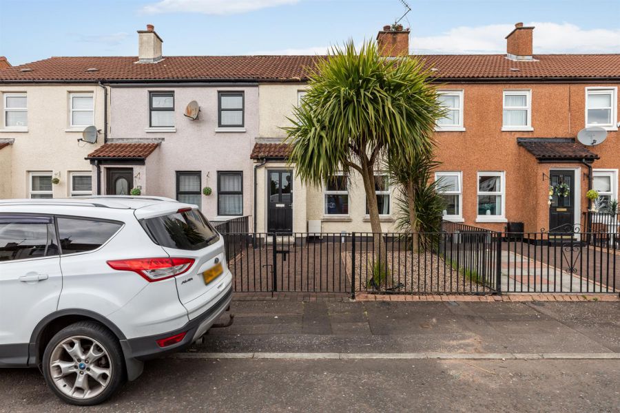 25 Aitnamona Crescent
