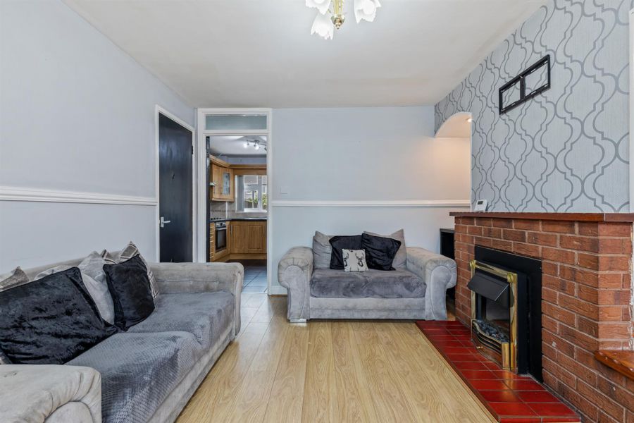 25 Aitnamona Crescent