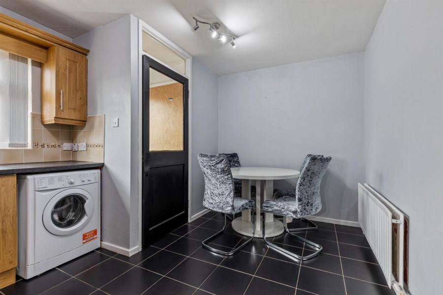 25 Aitnamona Crescent