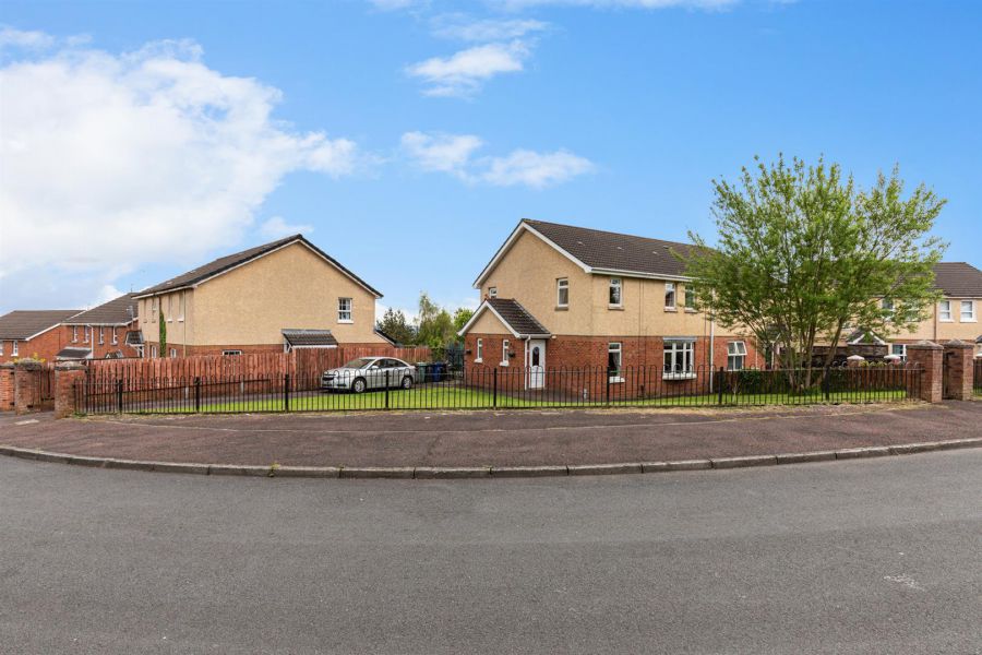 14 Teeling Grove