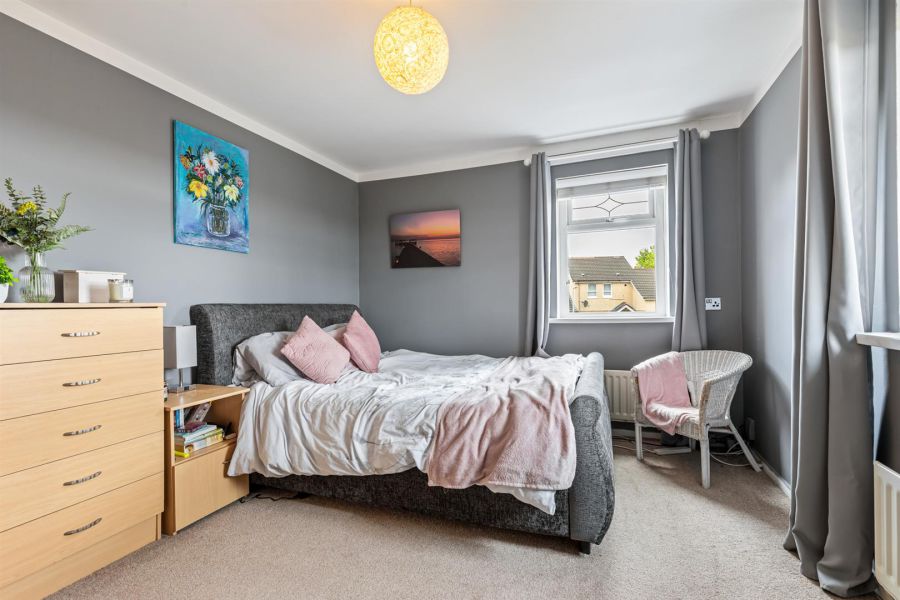 14 Teeling Grove