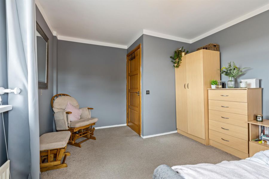 14 Teeling Grove