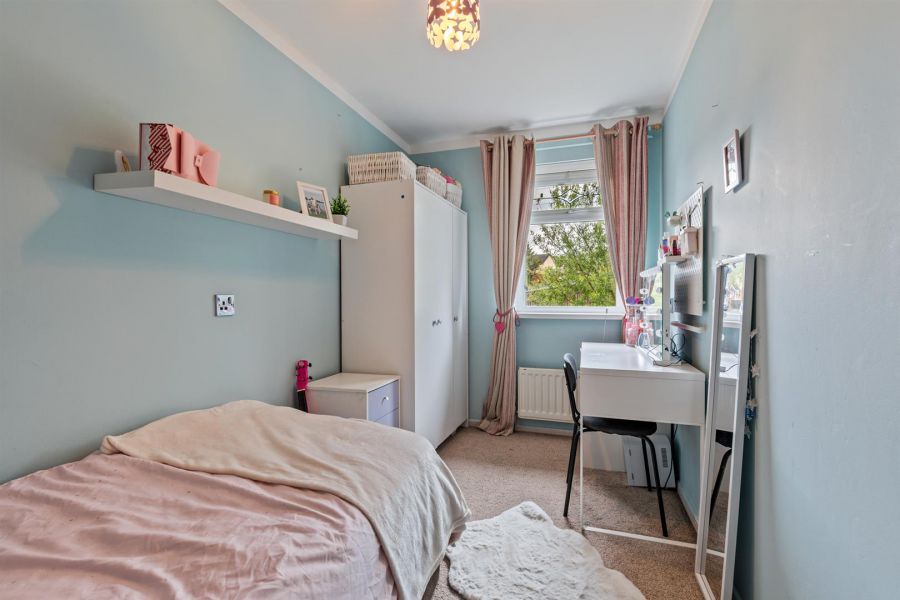 14 Teeling Grove