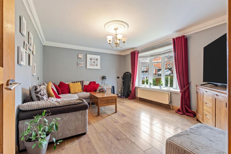 14 Teeling Grove