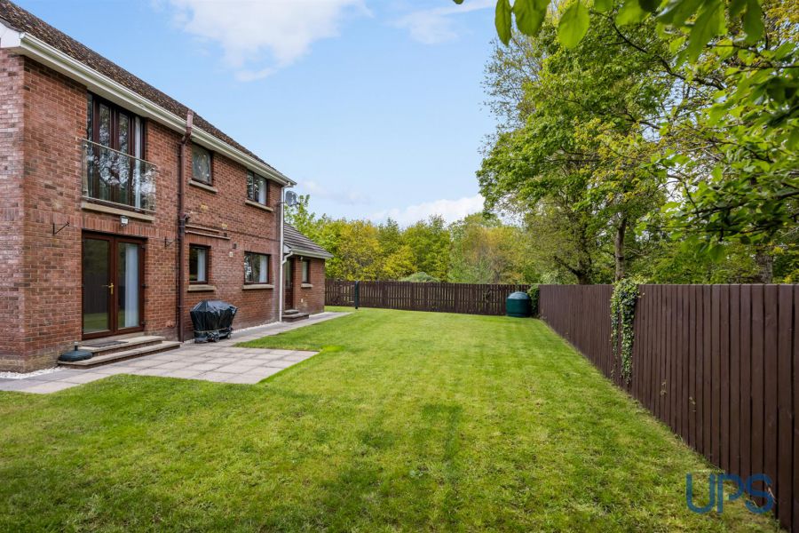 15 Glenoak Grange