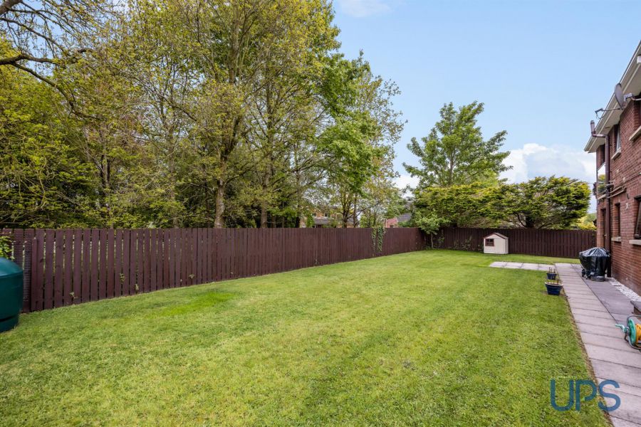 15 Glenoak Grange
