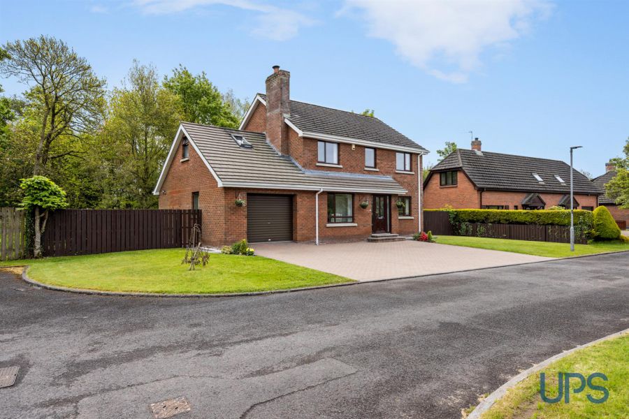 15 Glenoak Grange