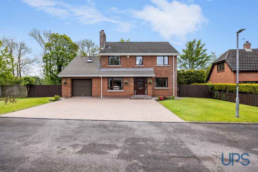 15 Glenoak Grange