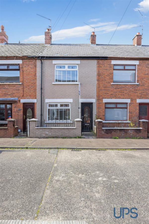 19 Iveagh Crescent