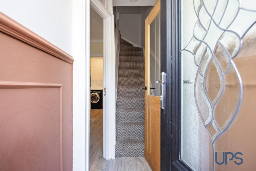19 Iveagh Crescent