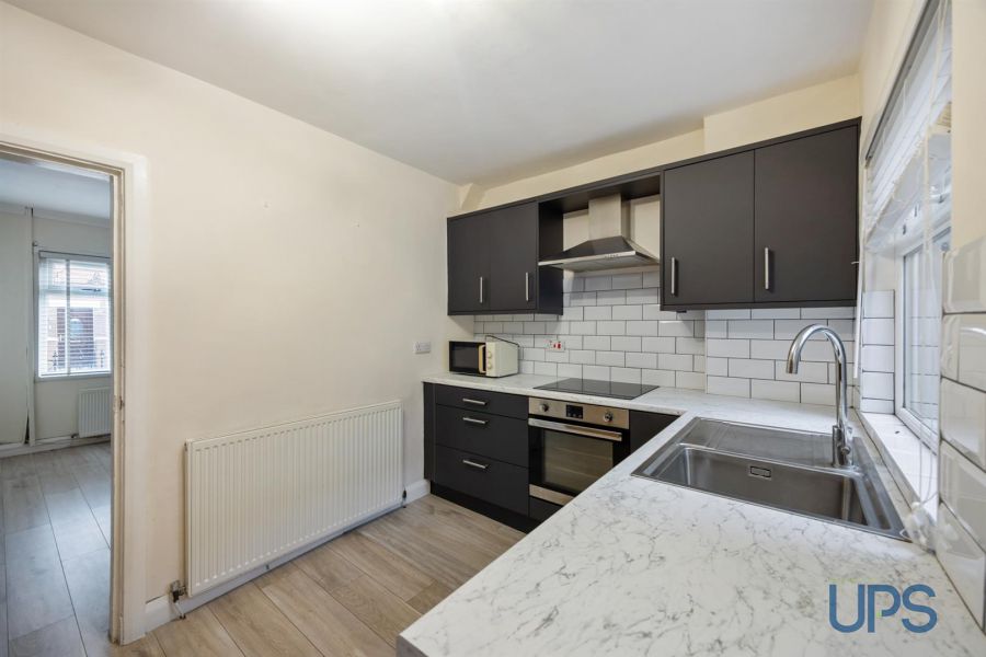 19 Iveagh Crescent