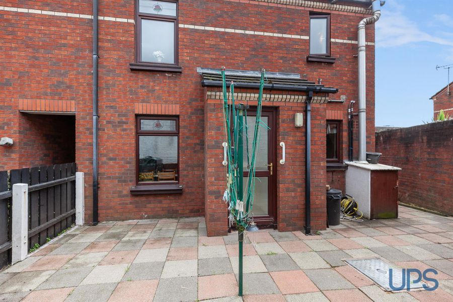 5 Milford Street