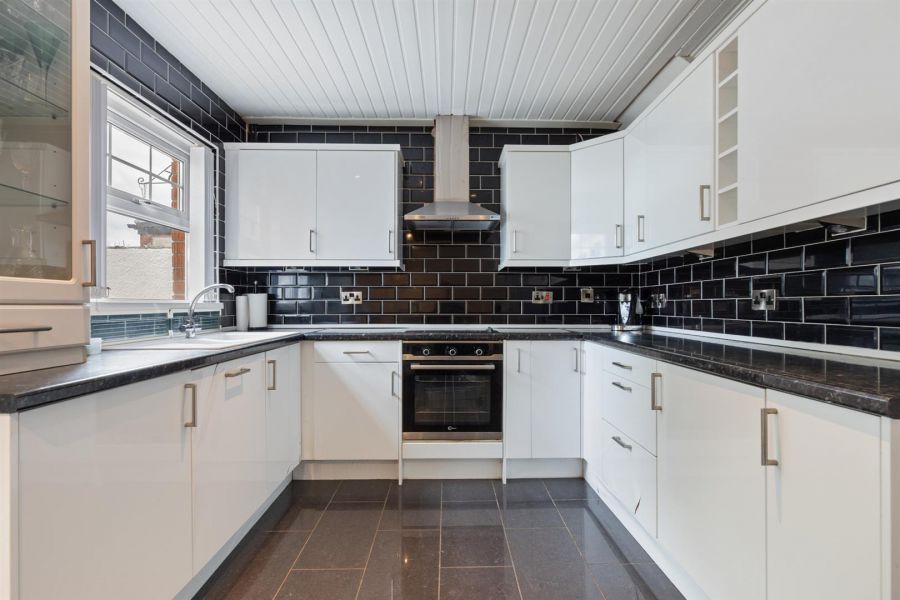 24 Dermott Hill Road
