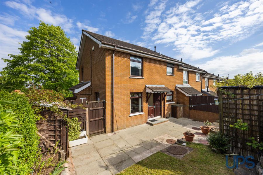 9 Glencolin Close