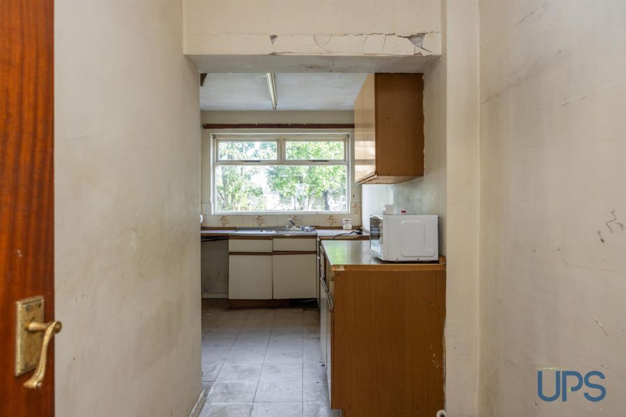 83 Sunnyhill Park