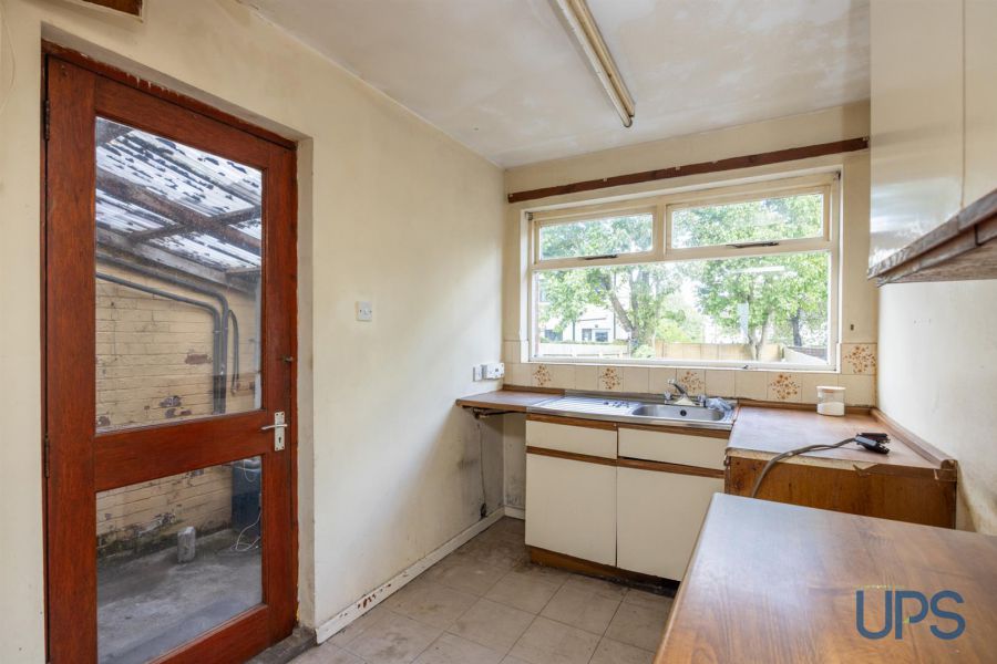 83 Sunnyhill Park