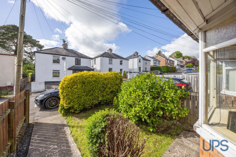 83 Sunnyhill Park