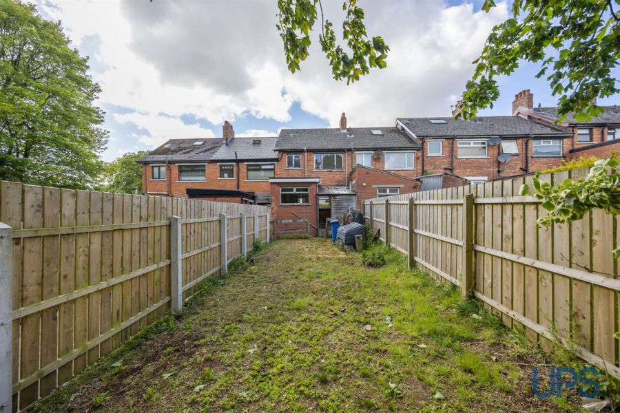 83 Sunnyhill Park