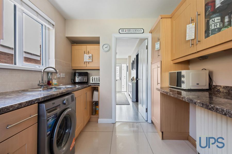 91 Stewartstown Park