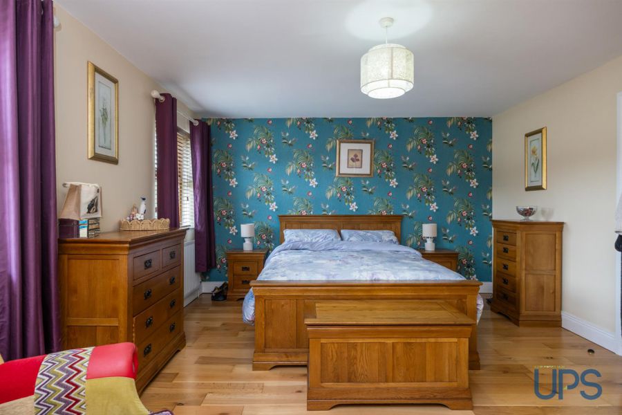 18B Glen Road