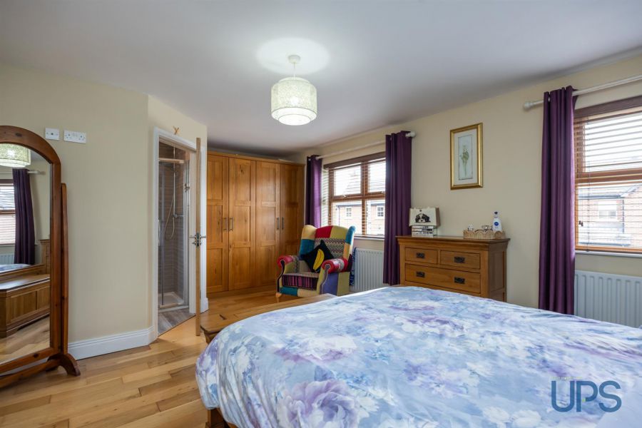 18B Glen Road