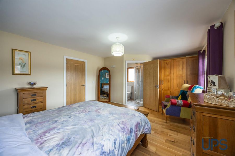 18B Glen Road