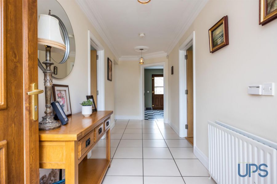 18B Glen Road