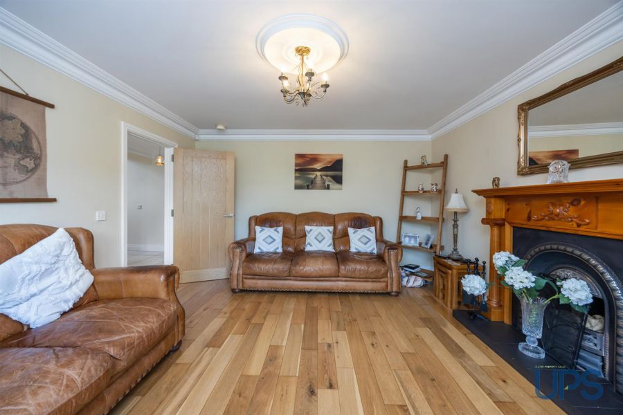 18B Glen Road