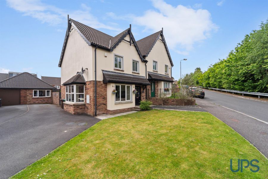 21 Lagmore View Way