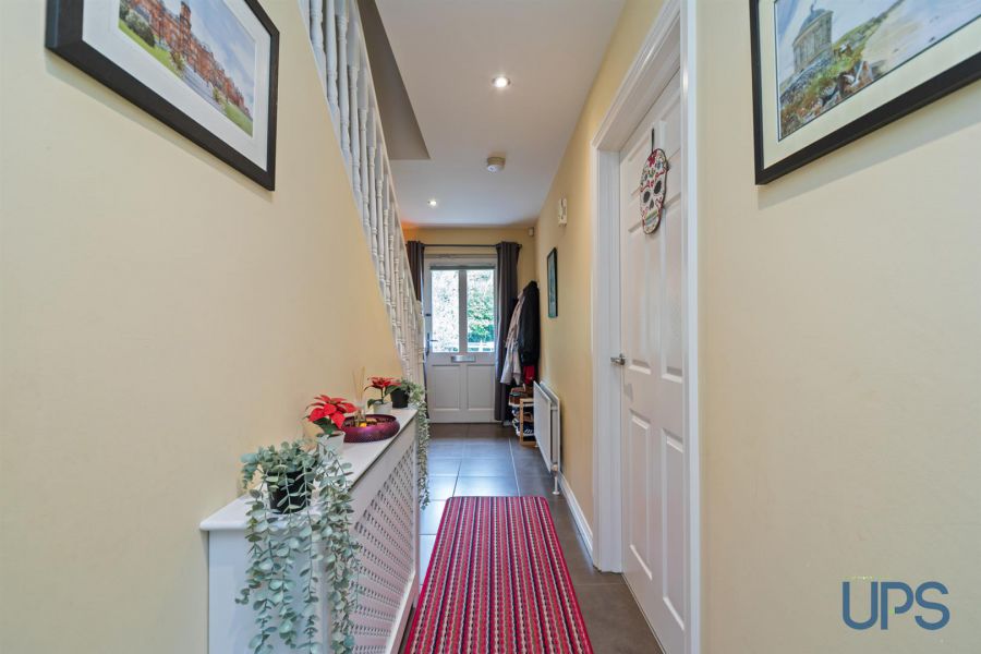 21 Lagmore View Way