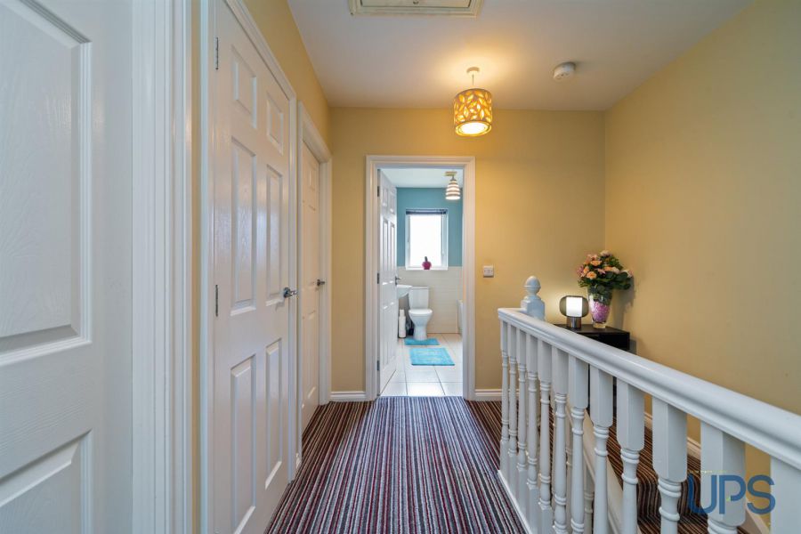 21 Lagmore View Way