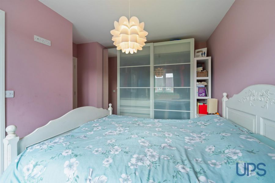 21 Lagmore View Way