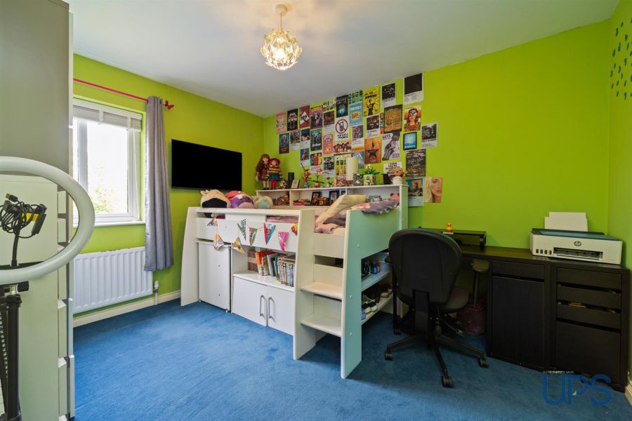 21 Lagmore View Way