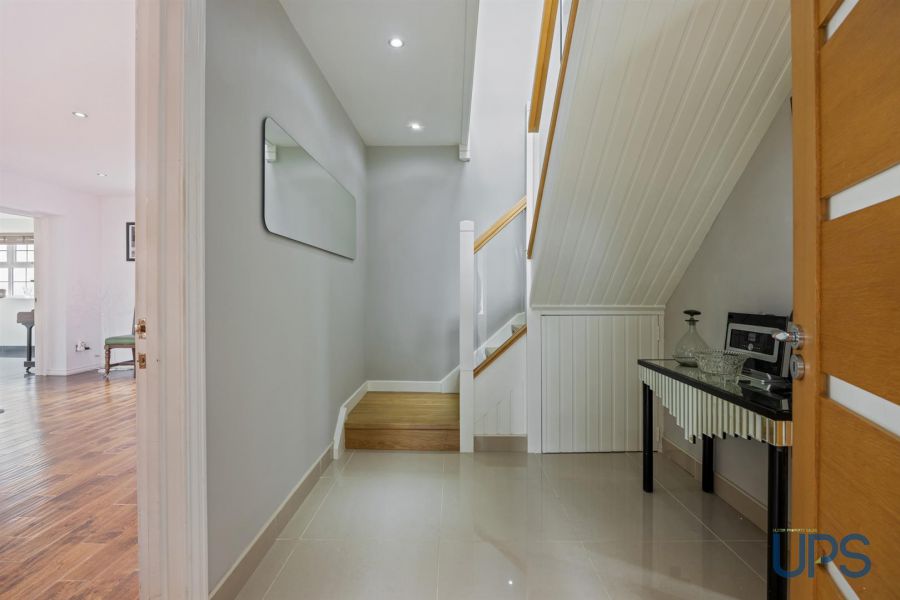 5 Corbally Road