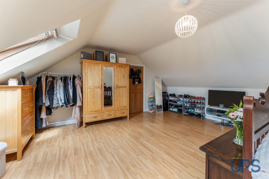 2C Hillhead Road