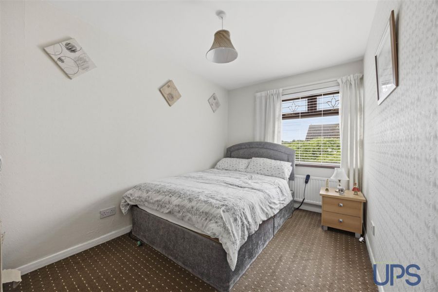 14 Creeslough Gardens
