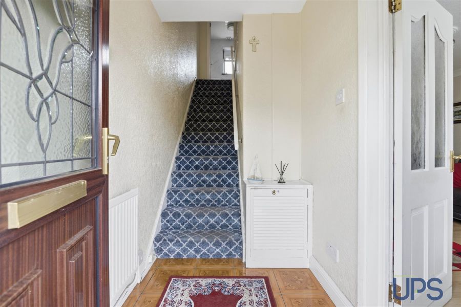14 Creeslough Gardens