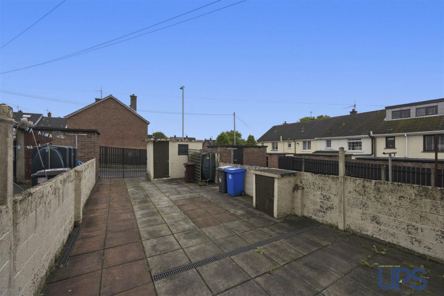 14 Creeslough Gardens