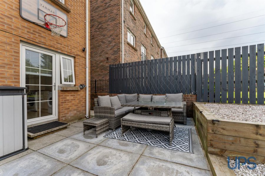 76 Lagmore View Road