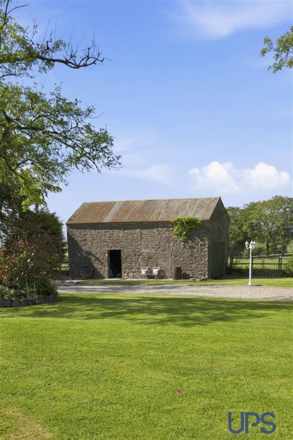 31 Quarterland Road