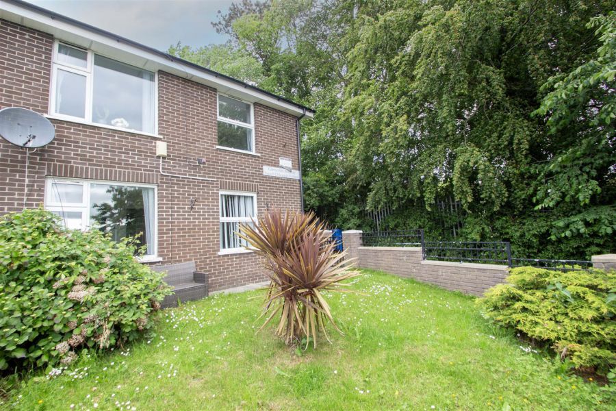 36 Glencolin Avenue