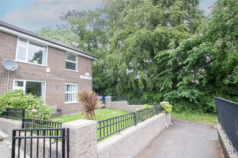 36 Glencolin Avenue