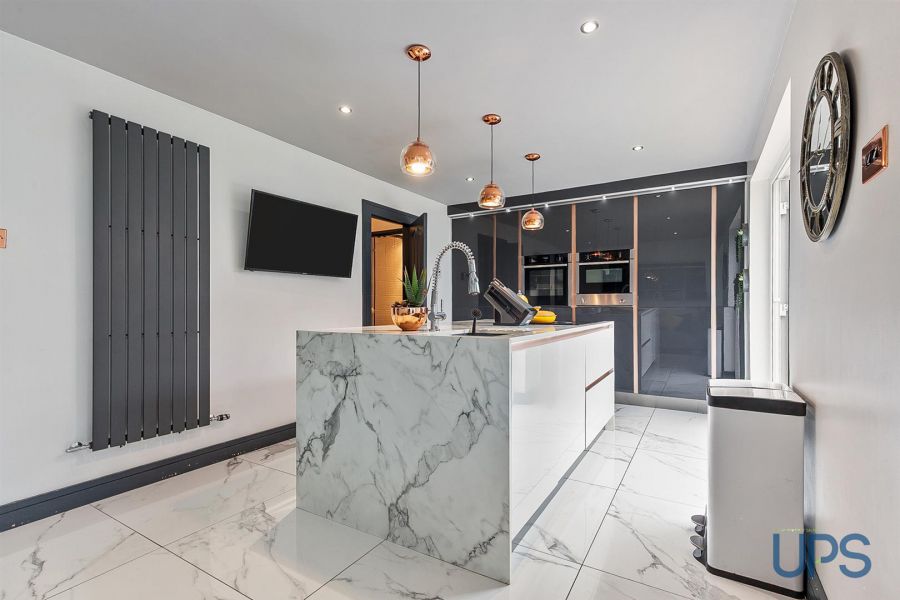 5 Kilmore Close