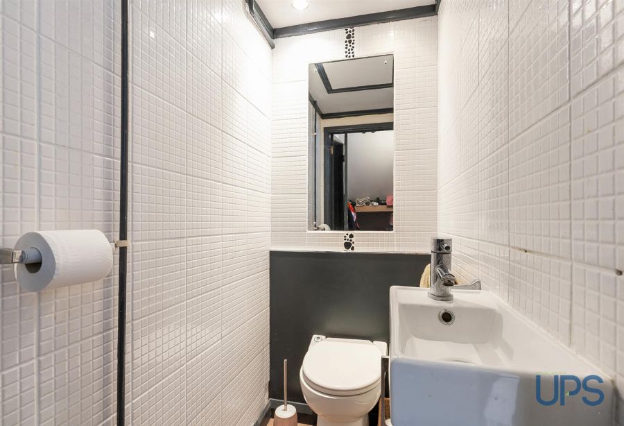 5 Kilmore Close