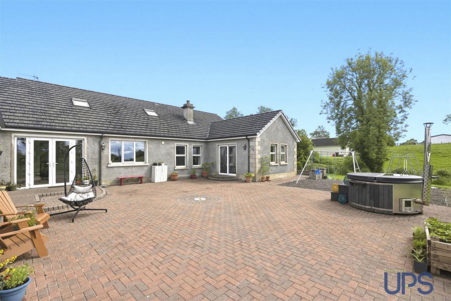 3 Lower Road